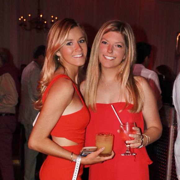 Meet your Posher, Elise - Picture 1 of 1